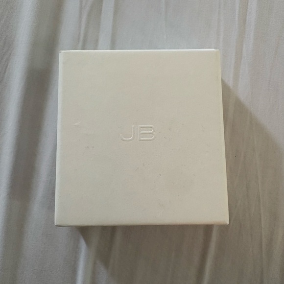 Jenny Bird Gold Earrings NWT - Picture 3 of 3